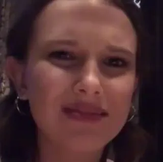 🥡 00f63cac 米莉·波比·布朗, 伊莱雯, 怪奇物语, 伤心, 哭泣, 难过 telegram sticker