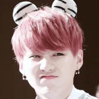 😖 9013d2e8 telegram sticker