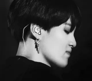 🌑 662dbf3c persoon, man, zwart-wit, profiel, oorbel telegram sticker