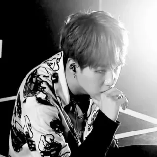 ➰ 420d5938 osoba, mężczyzna, portret, czarno-białe whatsapp sticker