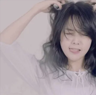 🌸 346c34fc ผู้หญิง, ผู้หญิง, ลิ้น, บ้า, ตลก, โง่, ภาพเหมือน telegram sticker