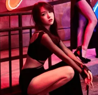 🌸 6f49f93c ผู้หญิง, เอเชีย, นั่งยองๆ, แฟชั่น, สไตล์, ชีวิตกลางคืน telegram sticker