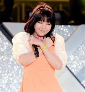 🌸 b8d1b77d telegram sticker