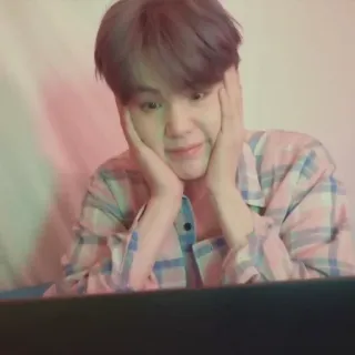 🦔 927a21fe personne, portrait, mignon, homme, sourire, K-pop telegram sticker