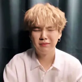 🦔 c3944737 personne, pleurer, triste, bouleversé, émotionnel, expression, portrait telegram sticker