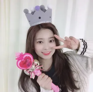 🛒 5f9ecc48 vrouw, kroon, meisje, schattig, schoonheid, portret telegram sticker