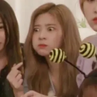 🛒 62ba1f80 vrouw, portret, mensen, uitdrukking, meisje, aziatisch, gezicht telegram sticker