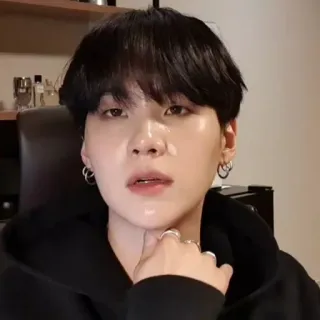 🌻 56d8ffc5 Suga K팝, BTS, 민윤기, 슈가, 아이돌 telegram sticker