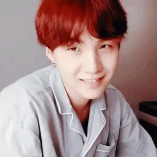 😁 e19e8063 Suga kpop, idol, cantante, lindo, sonrisa, BTS telegram sticker