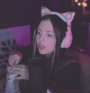 😋 f56c8c19 telegram sticker