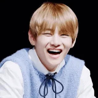 😂 b3ea103c V K-pop, piosenkarz, BTS, idol, V, uśmiechnięty telegram sticker