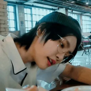 🥡 04f39501 telegram sticker