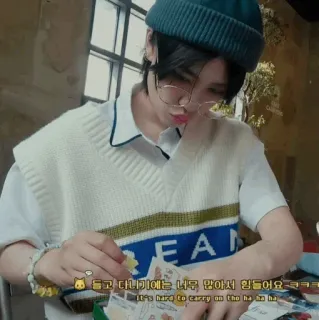 ☁️ ada622a8 두고 다니기에는 너무 많아서 힘들어요ㅋㅋㅋ
It's hard to carry on the ha ha ha 한국어, 텍스트, 번역 telegram sticker