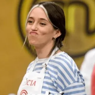 😏 a444ece5 Masterchef Silvia kobieta, fartuch, gotowanie, szef kuchni, portret telegram sticker