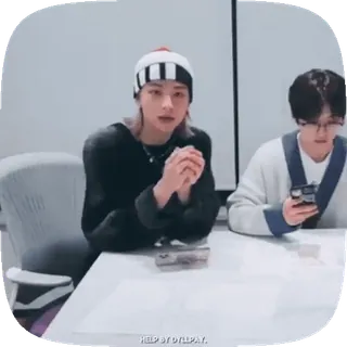 🙇‍♀️ 92b73ec7 HELP BY DTLDAY. pessoa, roupa, mesa, interior, móveis telegram sticker