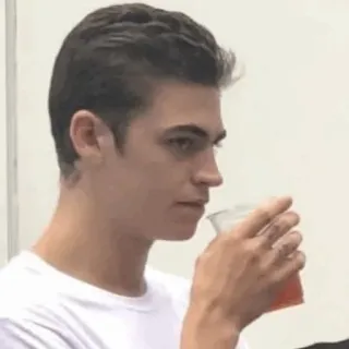 🗝 5323387d hombre, bebiendo, retrato, joven, perfil telegram sticker