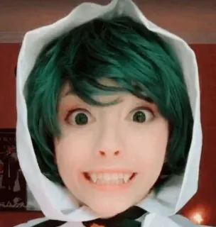 🎾 b43a07d1 Izuku Midoriya My Hero Academia Izuku Midoriya, My Hero Academia, Anime, Cosplay, Pelo verde, Vampiro, Colmillos telegram sticker