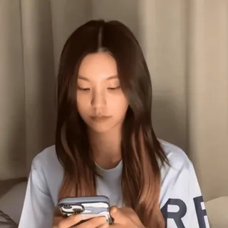 🛼 7deeb3d4 telegram sticker