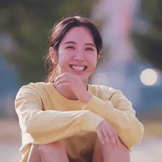 🦋 30fb4667 女性, 笑顔, 幸せ, 陽気, 人, ポートレート telegram sticker