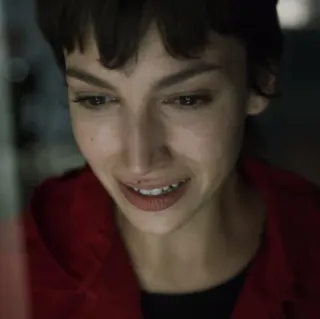 🙁 b0455af7 Tokyo Money Heist 東京, ペーパー・ハウス, ペーパー・ハウス, 女優, キャラクター, 女性 whatsapp sticker