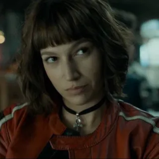 😏 c4be182c Tokyo Money Heist 女性, 東京, ペーパー・ハウス, ウルスラ・コルベロ, 女優, テレビ番組, Netflix whatsapp sticker