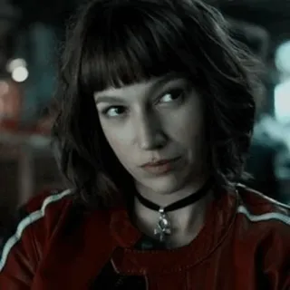 🐞 9bd85547 Tokyo Money Heist 东京, 纸钞屋, 乌苏拉·科尔维罗, Netflix, 女演员 whatsapp sticker