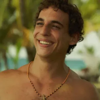 😂 70d2b2e6 hombre, sonrisa, collar, exterior, retrato telegram sticker