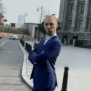 😏 b7acb1ee telegram sticker