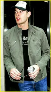 🐚 669ce925 Roxy Record telegram sticker