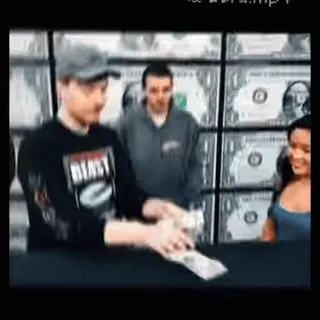 🤑 300daf9b MrBeast BEAST MrBeast, soldi, dollari, influencer, YouTube, creatore di contenuti telegram sticker