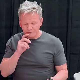 🍫 eb266634 Gordon Ramsay Celebrità, Chef, Personaggio televisivo, Cucina, Gordon Ramsay telegram sticker