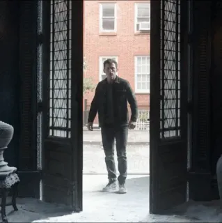 🕷 c81b4f14 Peter Parker Peter Parker, Spiderman, Supereroe, Uomo, Porta, Marvel, Scena del film telegram sticker