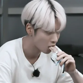 👒 6f90dafd telegram sticker