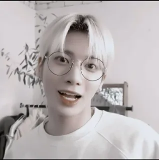 👒 f4791c8b telegram sticker