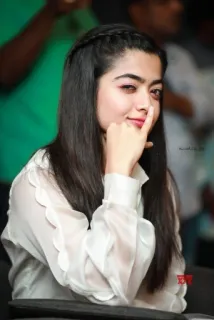 🍑 702e7f3b Rashmika Mandanna Actrice indienne, Célébrité, Bollywood, Star de cinéma, Rashmika Mandanna whatsapp sticker