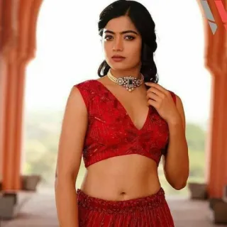 🍑 7ed0a00b Femme, Indienne, Mannequin, Mode, Portrait, Actrice, Rashmika Mandanna whatsapp sticker