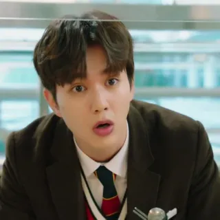 😱 6e19c707 đàn ông, hàn quốc, đồng phục học sinh, chân dung, bất ngờ, sốc telegram sticker