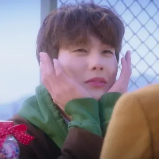 🤗 f0f37b3c telegram sticker