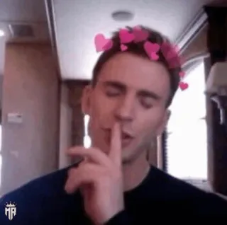 🇺🇸 b0731783 Chris Evans, heart crown, shushing, celebrity, actor telegram sticker