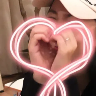 🍰 2e043d19 serce, miłość, dłonie, neon, walentynki telegram sticker