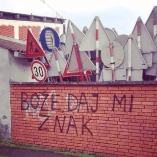 👨‍🎨 283d3488 BOZE, DAJ MI ZNAK graffiti, street art, muro di mattoni, segnali stradali telegram sticker