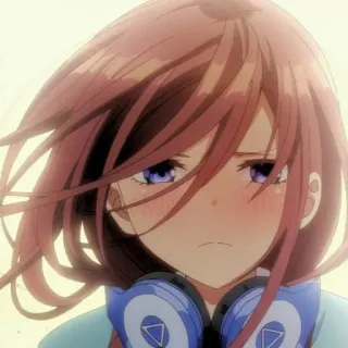 💙 de9dbd94 Miku Nakano The Quintessential Quintuplets アニメ, 女の子, ヘッドホン, 漫画, かわいい telegram sticker