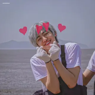 🧺 0bfa838f persona, sorriso, cuore, amore, carino, gioventù, positivo telegram sticker