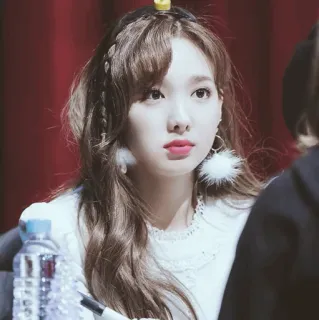 🗝 805458ff mujer, retrato, belleza, moda, coreano, pelo, maquillaje whatsapp sticker