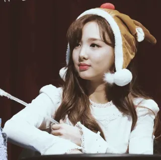 🖇 8740f113 mujer, sombrero, linda, sonrisa, bonita, retrato whatsapp sticker