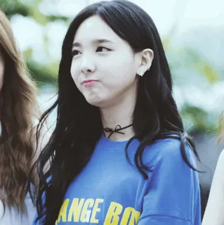 🖇 aeed84ec ANGE BO K-pop, chica, asiática, linda, ídolo, Nana, mujer, femenina whatsapp sticker