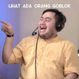 🤏 475a4db2 LIHAT ADA ORANG GOBLOK мужчина, указывает, человек, goblek telegram sticker