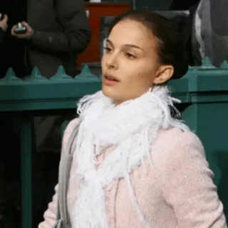 🔮 5f9f2b05 Natalie Portman actress, celebrity, portrait, woman whatsapp sticker