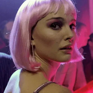 🔮 b20879b2 Closer Natalie Portman, actress, pink hair, movie whatsapp sticker