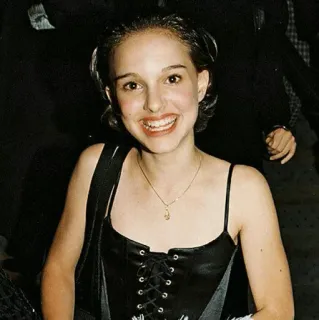 ✨ de624628 Natalie Portman Natalie Portman, actress, celebrity, portrait whatsapp sticker